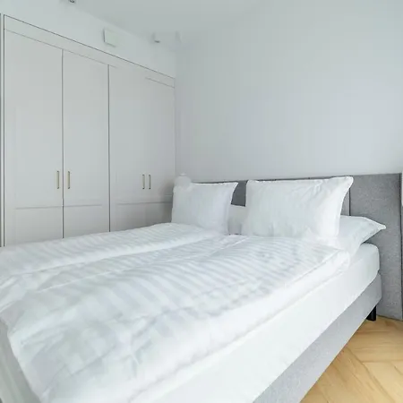 White Shellter - Shellter & Rogowo Apartment *